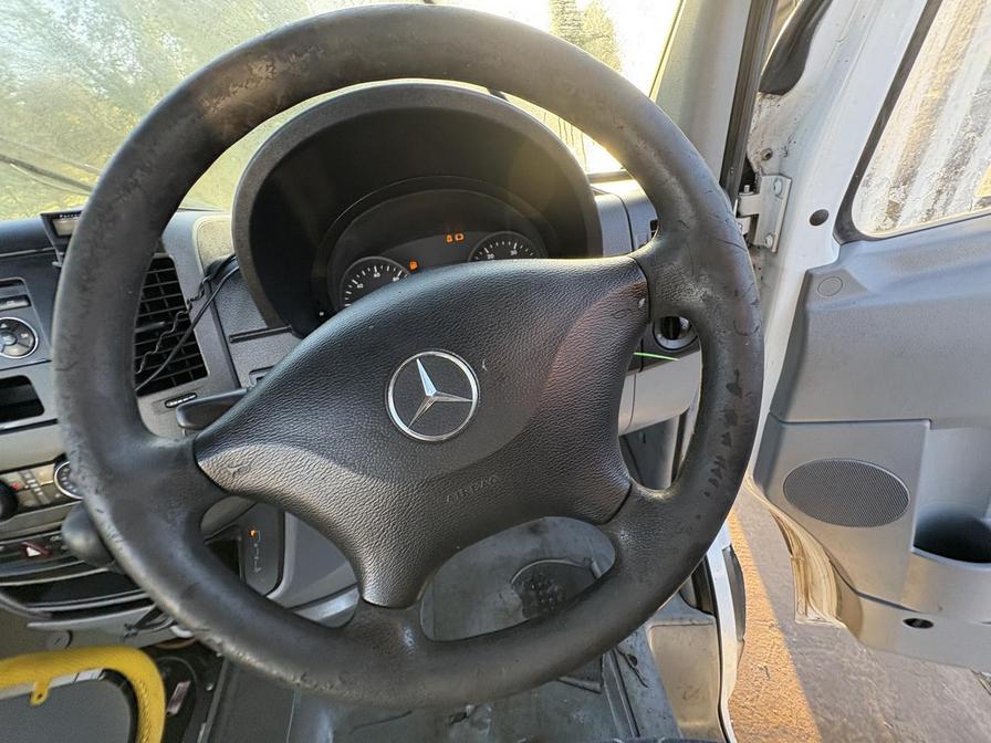 2006 Mercedes-Benz Sprinter – Model: Sprinter 311 CDI MWB – BT56GLY