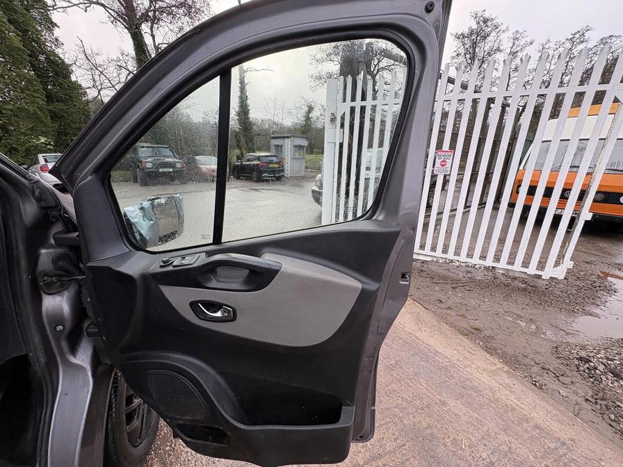 2019 Renault Trafic – Model: Trafic SL27 Sport Nav dCi – FG19ZBP