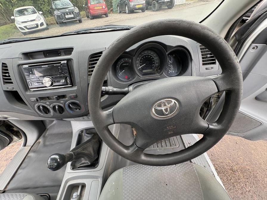 2006 Toyota Hilux – Model: HI-Luxury HL2 4×2 – ML06JAO/P66LUX