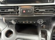 2020 Vauxhall Combo – Model: Combo 2000 LE Nav S/S – VE70AYH/M11AJL