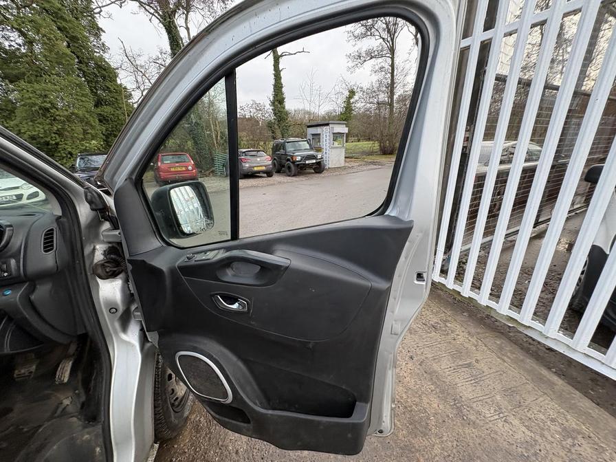 2018 Vauxhall Vivaro – Model: Vivaro  2900 Sportive CDTi – DS68SYW