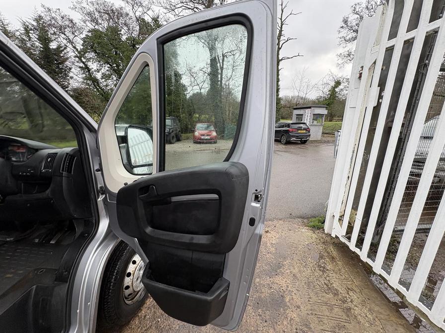 2021 Peugeot Boxer – Model: Boxer 335 Professional L2H2 Blue HDi – CE21ORT