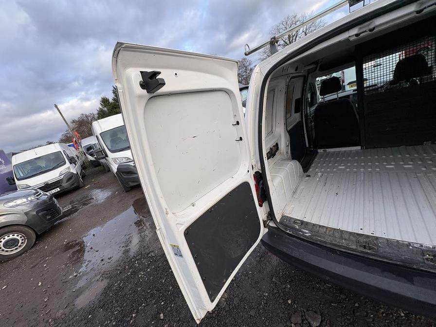 2016 Volkswagen Caddy – Model: Caddy C20 Startline TDI – GL16HWO