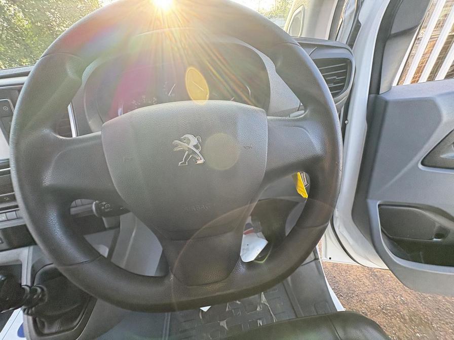 2019 Peugeot Expert – Model: Expert Professional L1 Blue HDi – NU69VFN