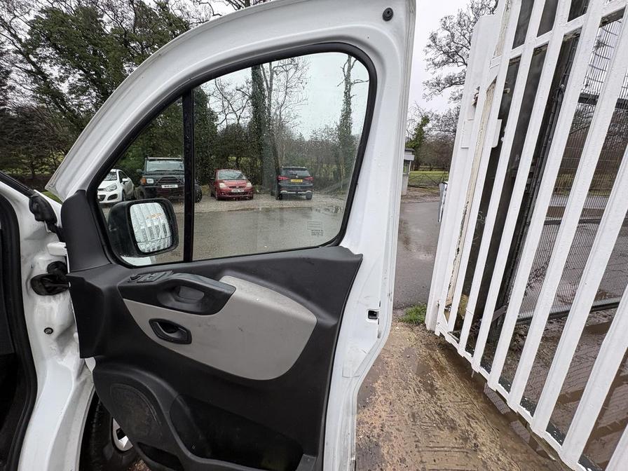 2019 Renault Trafic – Model: Trafic SL27 Business dCi – LG19GPR