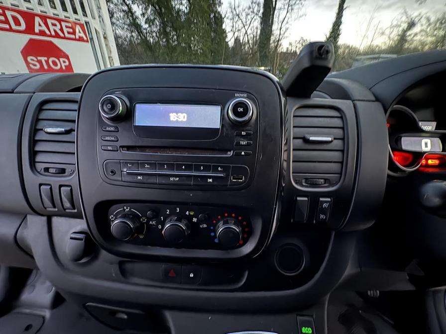 2016 Vauxhall Vivaro – Model: Vivaro  2900 Sportive CDTi – DU66LAO