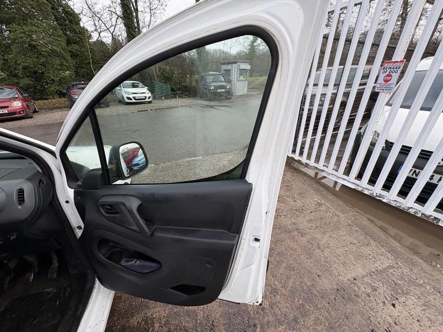 2014 Peugeot Partner – Model: Partner 850 S L1 HDi – NX64ZCO