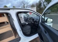 2020 Vauxhall Combo – Model: Combo 2300 SportIVE TD S/S – FD70LXU