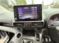 2020 Vauxhall Combo – Model: Combo 2000 LE Nav S/S – VE70AYH/M11AJL