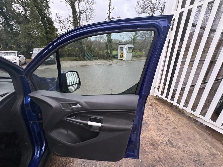 2016 Ford Transit Connect – Model: Transit Connect 240 Limited – RE66LHT