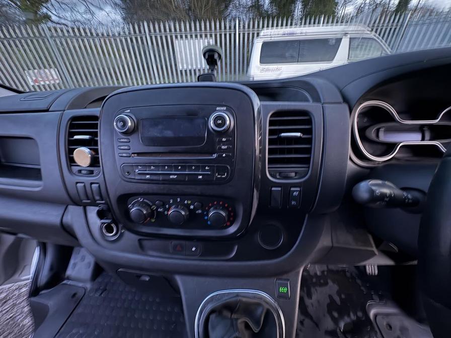 2017 Vauxhall Vivaro – Model: Vivaro  2900 Sportive CDTi – DN67AMX