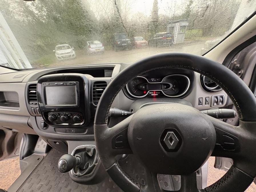2019 Renault Trafic – Model: Trafic SL27 Sport Nav dCi – FG19ZBP