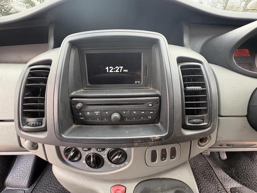 2012 Renault Trafic – Model: Trafic LL29 Sport DCI – GJ62GVD