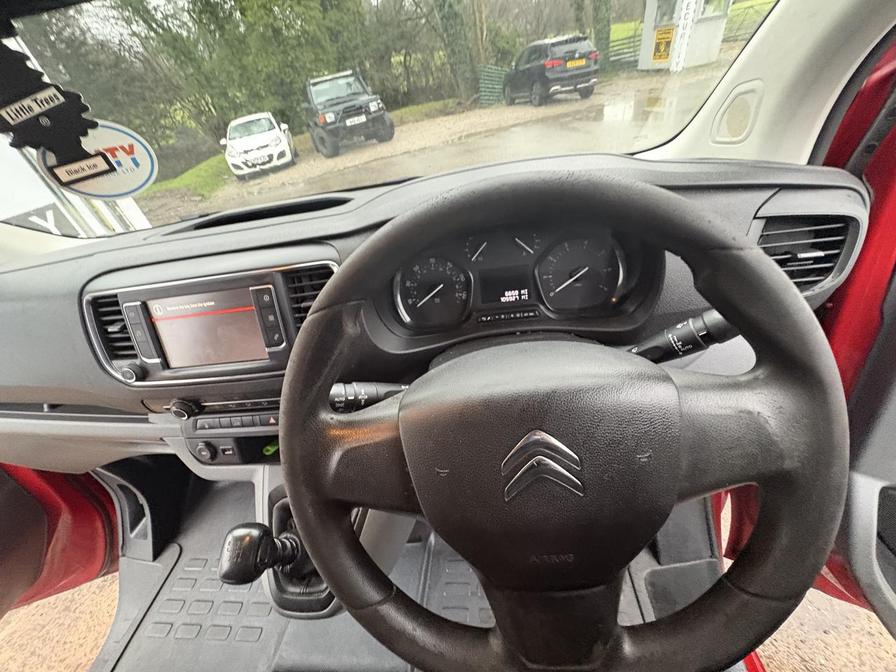 2017 Citroen Dispatch – Model: Dispatch 1400 Enterprise Blue HDi S/S – GU67XKW