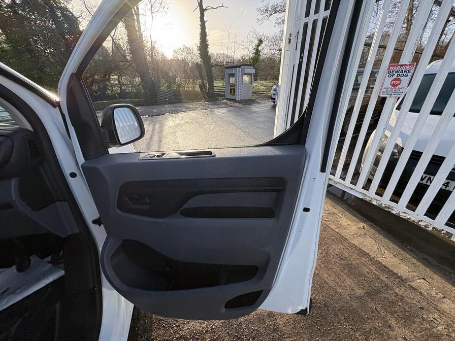 2019 Peugeot Expert – Model: Expert Professional L1 Blue HDi – NU69VFN