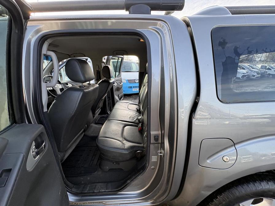 2015 Nissan Navara – Model: Navara Tekna dCi Auto – SK65CKJ