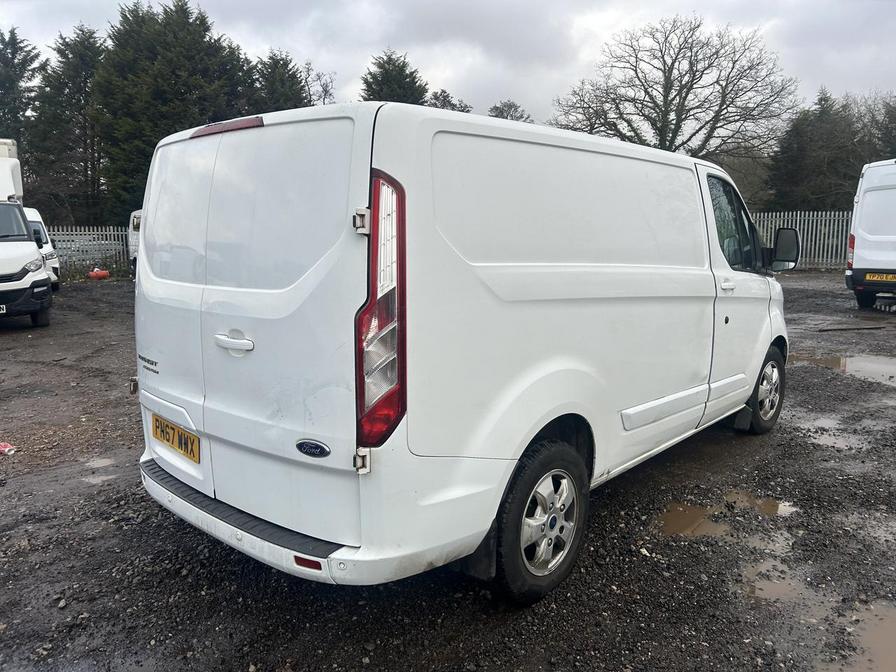 2017 Ford Transit Custom – Model: Transit Custom 270 Limited – PN67WWX
