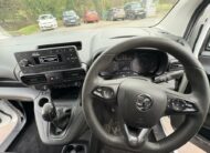 2020 Vauxhall Combo – Model: Combo 2300 Sportive S/S – DV70UHU