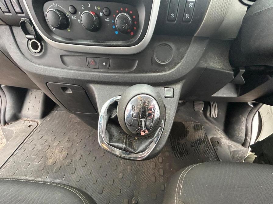 2019 Renault Trafic – Model: Trafic LL29 Sport Nav dCi – SG19ECT