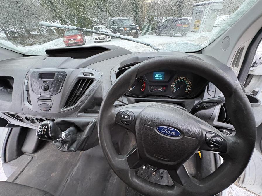 2015 Ford Transit Custom – Model: Transit Custom 270 E-Tech – LX15NSU