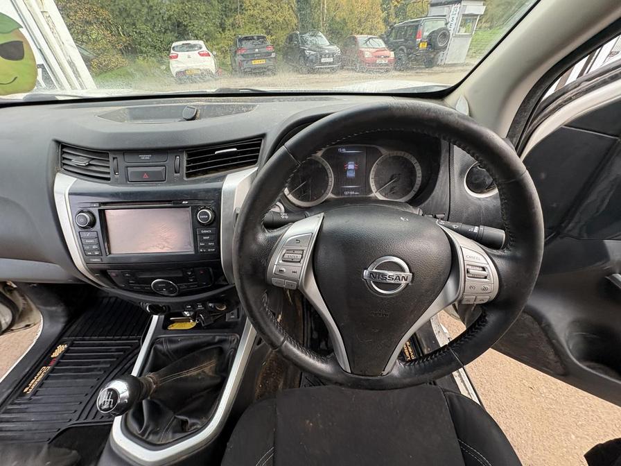 2017 Nissan Navara – Model: Navara N-Connecta dCi – SK17NXY
