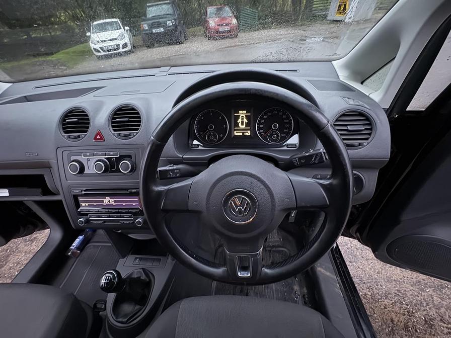 2015 Volkswagen Caddy – Model: Caddy C20 Highline TDI – GV15USO