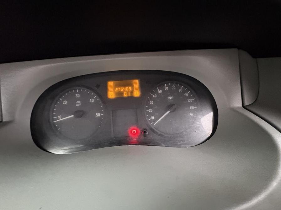 2007 Vauxhall Vivaro – Model: Vivaro  2900 CDTI LWB – FH57JRV