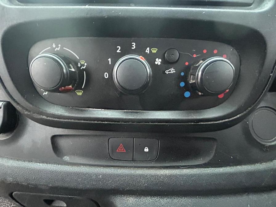 2016 Vauxhall Vivaro – Model: Vivaro  2900 CDTI – EX65AEA