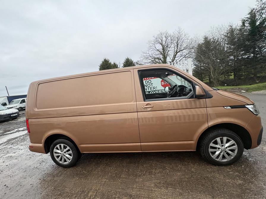 2021 Volkswagen Transporter – Model: Transporter T28 HighLine TDI – VE71EGJ