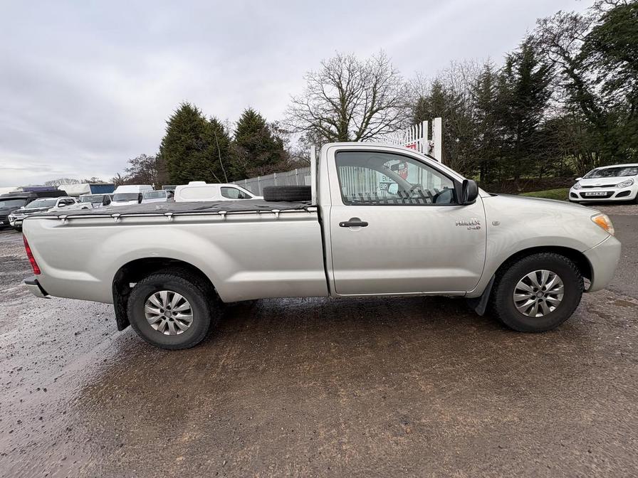 2006 Toyota Hilux – Model: HI-Luxury HL2 4×2 – ML06JAO/P66LUX