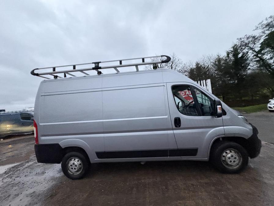 2022 Vauxhall Movano – Model: Movano L2H2 F3500 Dynamic TD S/S – YE22OKP