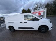 2020 Vauxhall Combo – Model: Combo 2300 SportIVE TD S/S – FD70LXU