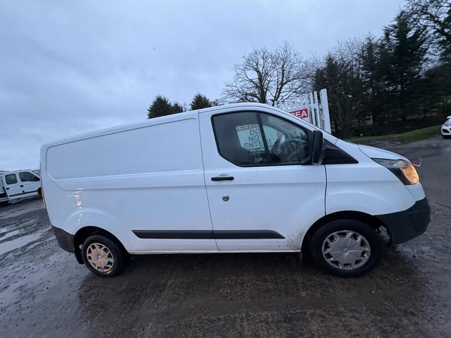 2015 Ford Transit Custom – Model: Transit Custom 290 E-Tech – FL65RYZ