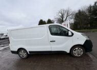 2015 Renault Trafic – Model: Trafic SL27 Sport DCI – MA15XAX