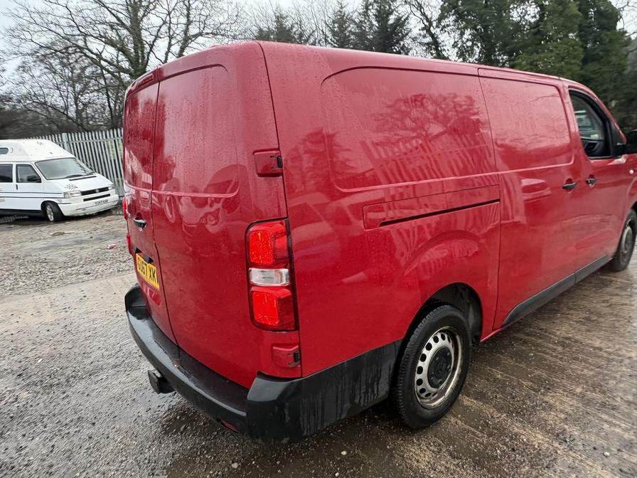 2017 Citroen Dispatch – Model: Dispatch 1400 Enterprise Blue HDi S/S – GU67XKW