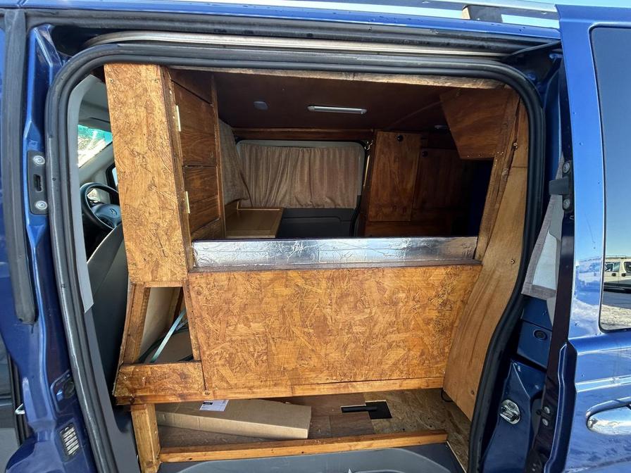 2009 Mercedes-Benz Vito – Model: Vito 111 CDI Compact – YG09WZJ