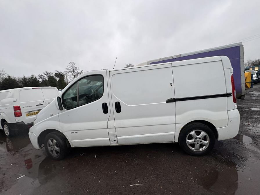 2013 Renault Trafic – Model: Trafic SL27 Sport DCI – RK63GMX