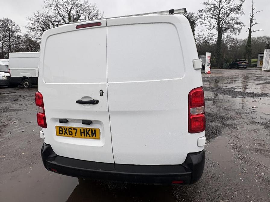 2017 Citroen Dispatch – Model: Dispatch 1400 Enterprise Blue HDi S/S – BX67HKM