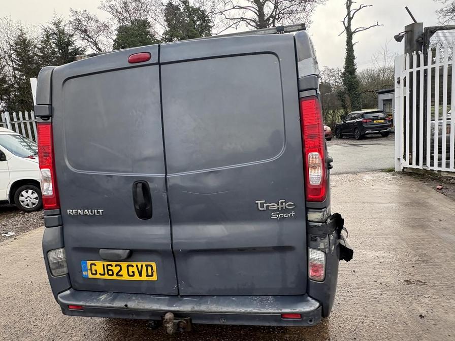 2012 Renault Trafic – Model: Trafic LL29 Sport DCI – GJ62GVD