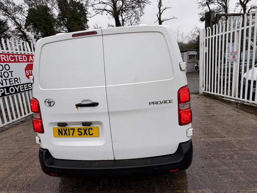 2017 Toyota Proace – Model: Proace Base – NX17SXC