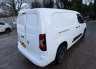 2020 Vauxhall Combo – Model: Combo 2300 SportIVE TD S/S – FD70LXU
