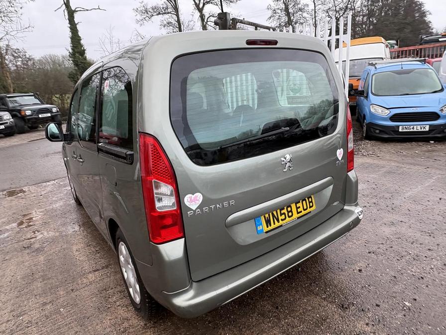 2008 Peugeot Partner Tepee – Model: Partner Tepee S HDi 75 – WN58EOB