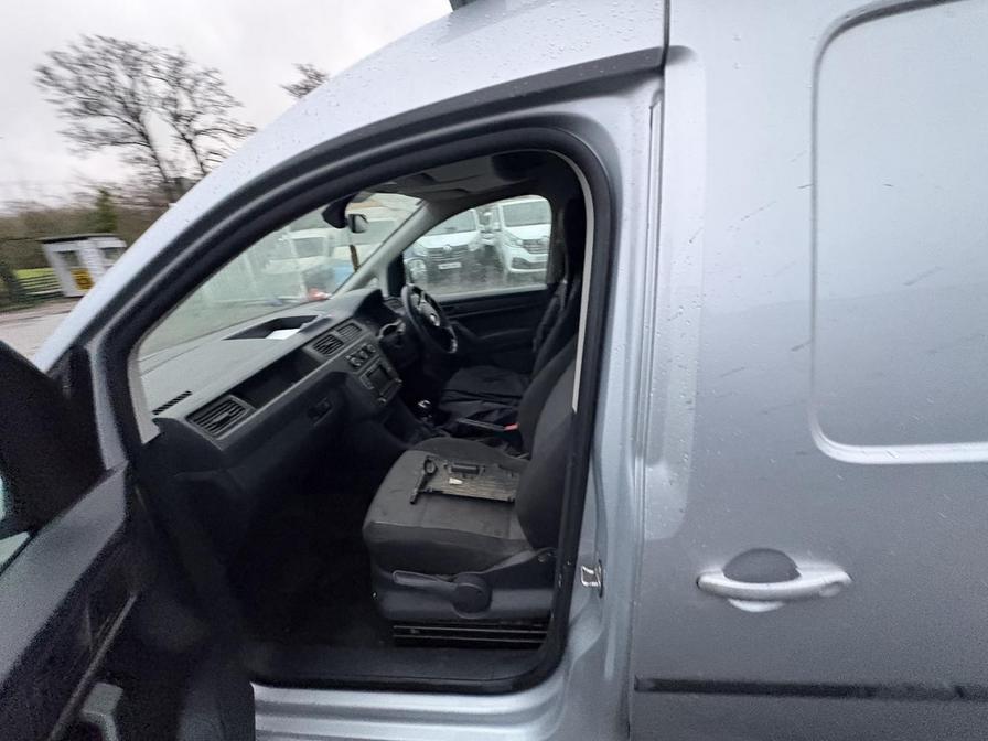 2016 Volkswagen Caddy MaxI – Model: Caddy Maxi C20 Highline TDI – GL66HYF