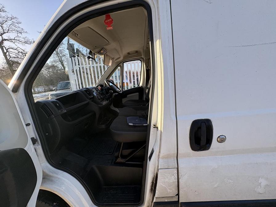 2018 Peugeot Boxer – Model: Boxer 335 Professional L3H2 Blue HDi – GC18CYY