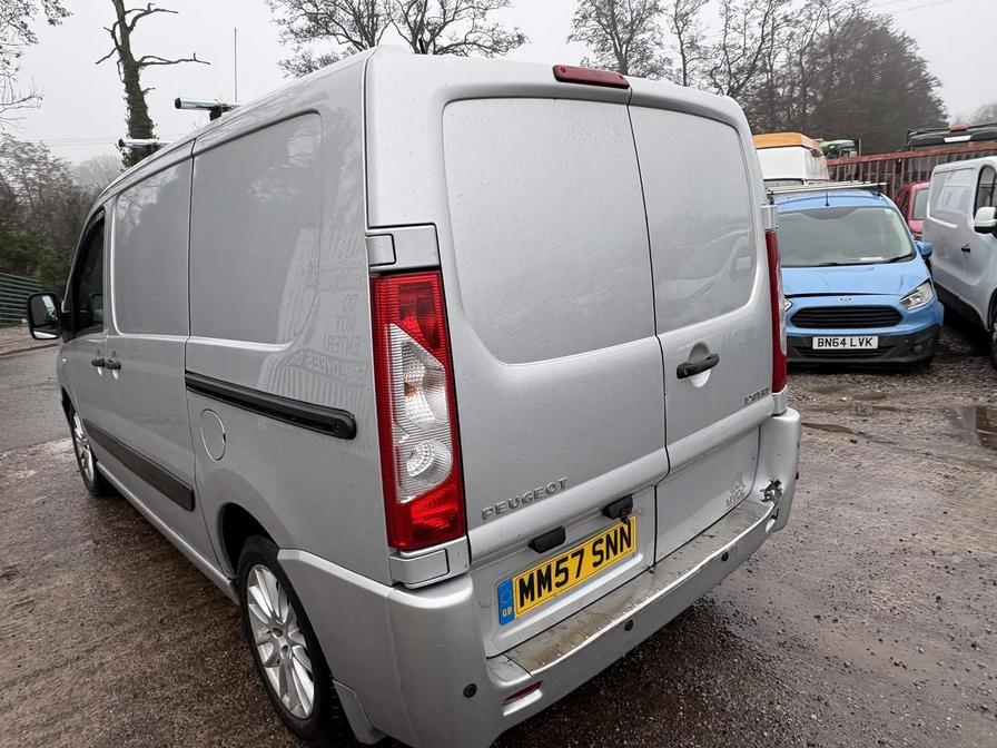 2008 Peugeot Expert – Model: Expert HDI SWB – MM57SNN