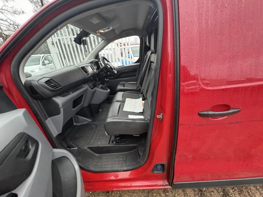 2017 Citroen Dispatch – Model: Dispatch 1400 Enterprise Blue HDi S/S – GU67XKW