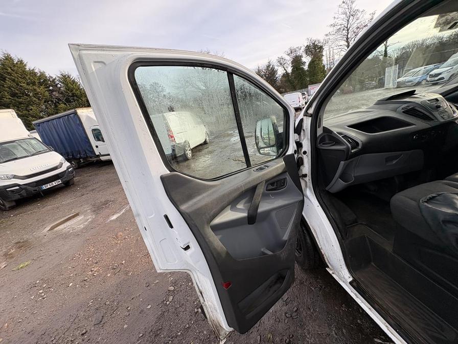 2015 Ford Transit Custom – Model: Transit Custom 290 E-Tech – BX15XJB