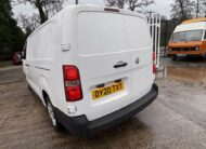 2020 Vauxhall Vivaro – Model: Vivaro 2900 Dynamic S/S – DY20TXT