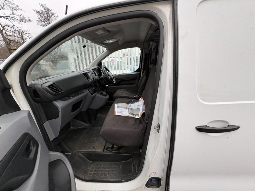 2017 Toyota Proace – Model: Proace Base – NX17SXC