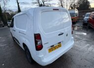 2020 Vauxhall Combo – Model: Combo 2300 SportIVE TD S/S – FD70LXU